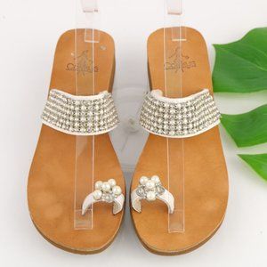 Corkys Women Precious Sandal Size 8 White Beaded Rhinestone Pearls Flip Flop